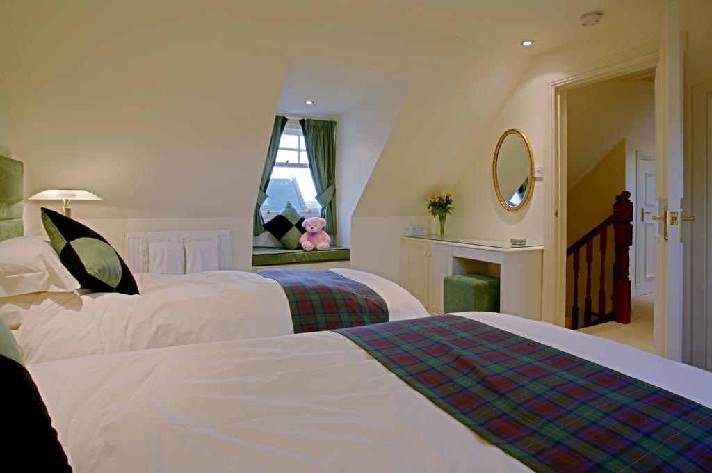 Loaninghead Holidays Drymen Room photo